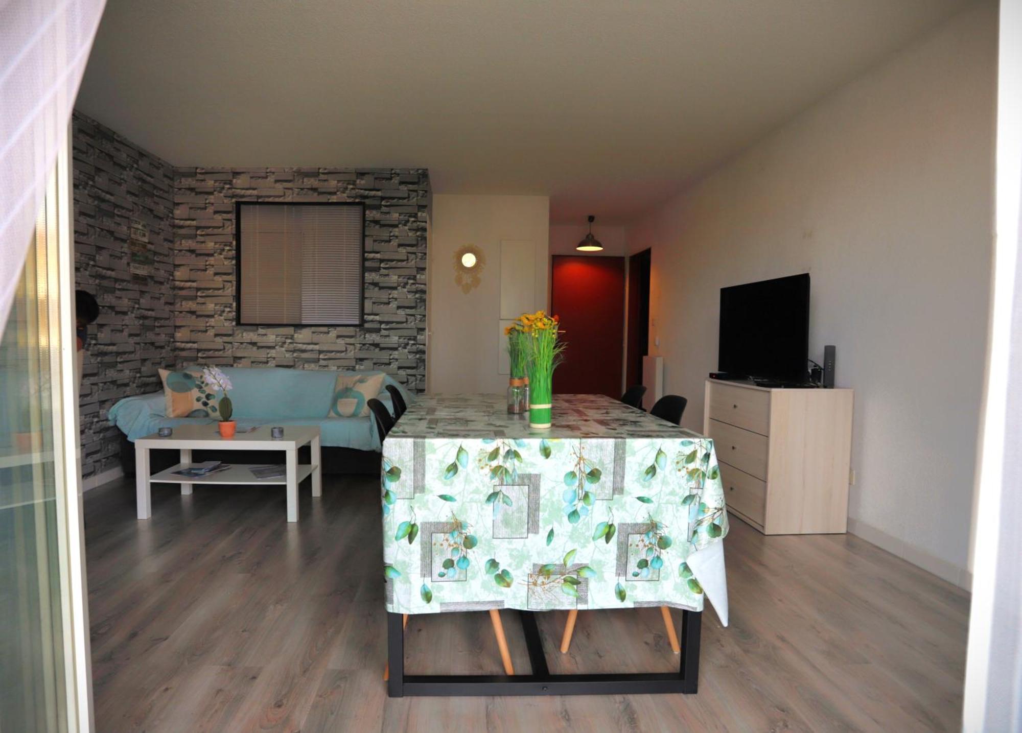 Appart T2 Dans Residence Calme Parking Prive Gratuit Мирамас Екстериор снимка