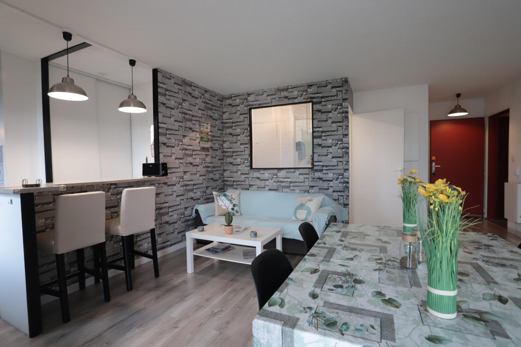 Appart T2 Dans Residence Calme Parking Prive Gratuit Мирамас Екстериор снимка